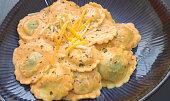 Rychlé tortellini ve smetanovo-pestové omáčce