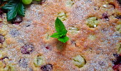 Clafoutis s angreštem a malinami