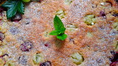 Clafoutis s angreštem a malinami