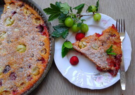 Clafoutis s angreštem a malinami