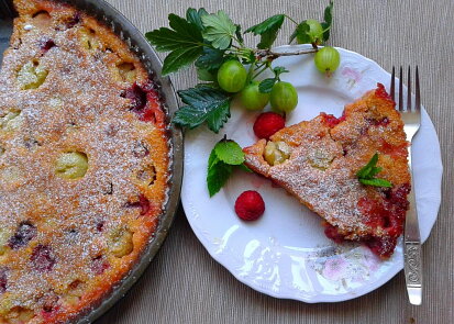 Clafoutis s angreštem a malinami