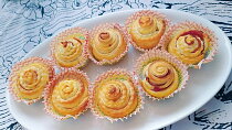 Listové muffiny s mascarpone a slaninou