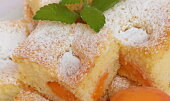 Křehké meruňkové řezy