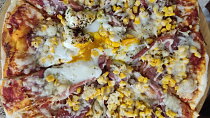 Pizza Bismarck