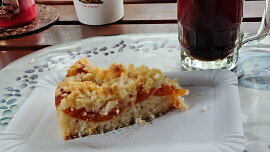 Rychlý koláč s meruňkami