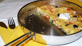 Španělská vaječná tortilla s olivami a sýrem