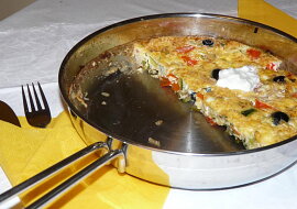 Španělská vaječná tortilla s olivami a sýrem