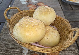 Houska na hamburger
