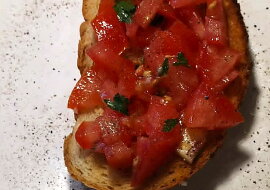 Klasická bruschetta (Skvelá ľahká večera)