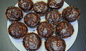 Čokoládové muffiny s kousky čokolády