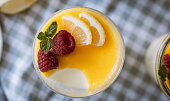 Panna cotta z podmáslí s citronovým krémem podle Míši Landové