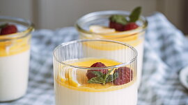 Panna cotta z podmáslí s citronovým krémem podle Míši Landové