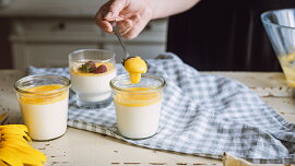 Panna cotta z podmáslí s citronovým krémem podle Míši Landové