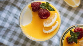 Panna cotta z podmáslí s citronovým krémem podle Míši Landové