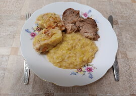 Letní sezemické "vepřo, knedlo, zelo"