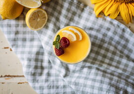 Panna cotta z podmáslí s citronovým krémem podle Míši Landové