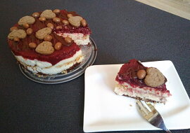 Nepečený tvarohový dortík se švestkami