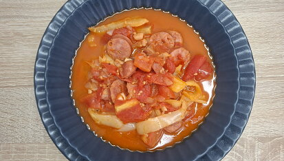 Maďarské lečo s klobásou