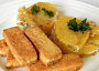Smažené uzené tofu a gratinované brambory