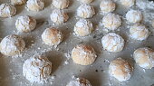 Kokosovo-pomerančové crinkles sušenky