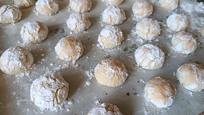 Kokosovo-pomerančové crinkles sušenky