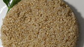 Quinoa - jako příloha nebo zavářka do polévek (U nás býva ako príloha, alebo základ šalátov.)