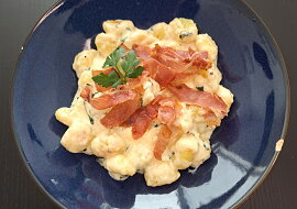 Gnocchi s omáčkou ze tří druhů sýra