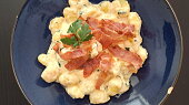 Gnocchi s omáčkou ze tří druhů sýra