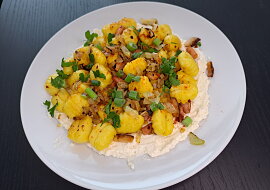 Křupavé gnocchi se slaninou a sýrovým krémem