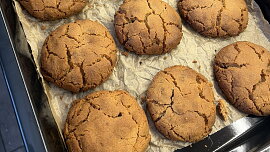 Lotus cookies