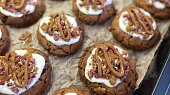Lotus cookies