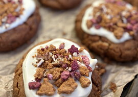 Lotus cookies