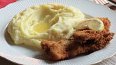 Kuřecí řízek v domácí "panko" strouhance