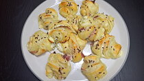 Slané mini croissanty z listového těsta