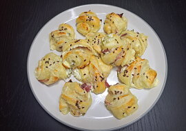 Slané mini croissanty z listového těsta