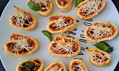 Pizza šneky z mozzarellového těsta