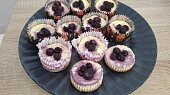 Borůvkové mini cheesecaky