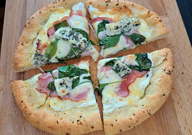 Pizza z jogurtu