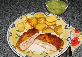 Cordon bleu - plněný řízek