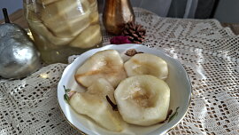 Hruškový kompot