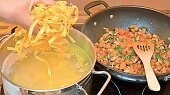 Bezmasé pappardelle se žampiony