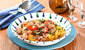 Fettuccine s kuřecím masem a cuketou