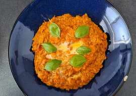Dhal z červené čočky a brambor
