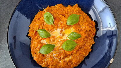 Dhal z červené čočky a brambor