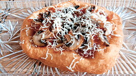 Langoše se žampiony