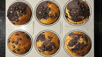 Snídaňové muffiny z cukety a banánu