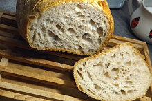 Silný kvások a pečenie v liatine sú zárukou dobrého výsledku. A dobrý recept.