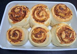 Kynuté pizza šneky