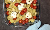 Caprese salát s křupavými gnocchi
