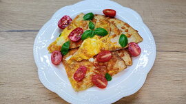 Česneková chlebová placka z tortill
